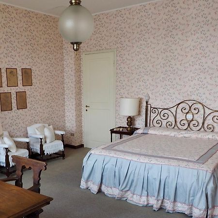 Bed and Breakfast Casa Mondadori Meina Exteriér fotografie